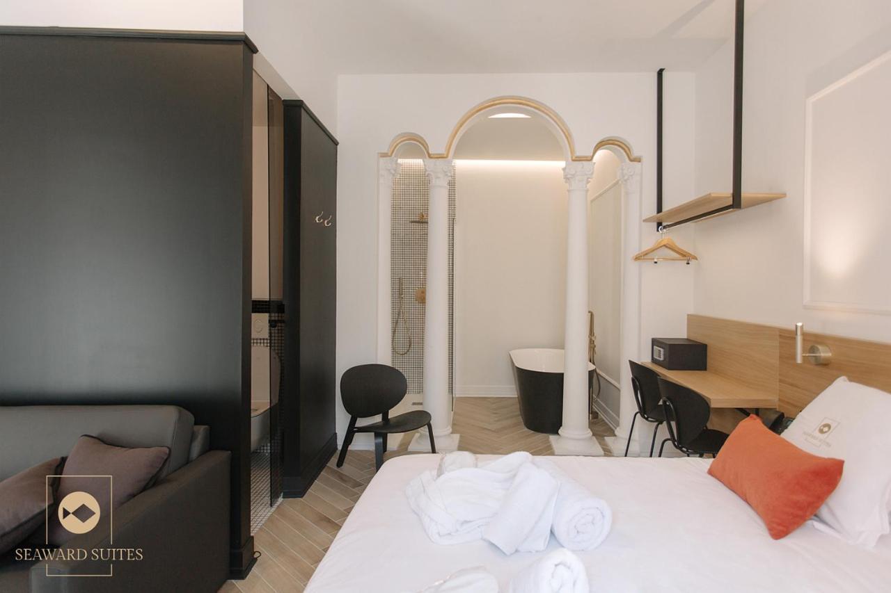 Castelar Palace & By Seaward Suites *